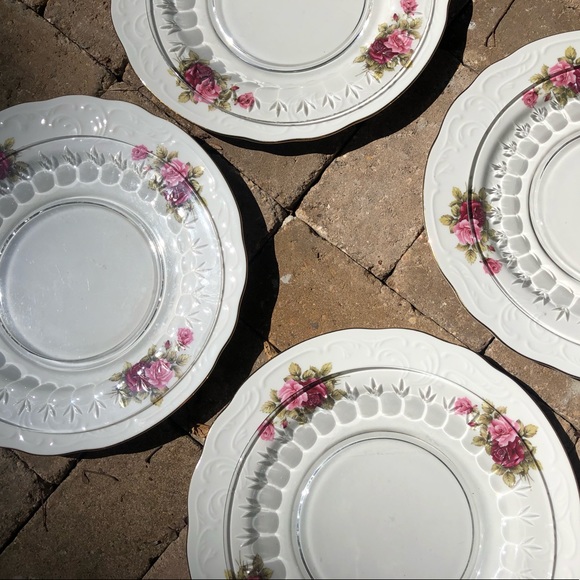 4 Menuet Vienna Rose China Plates - Picture 4 of 5